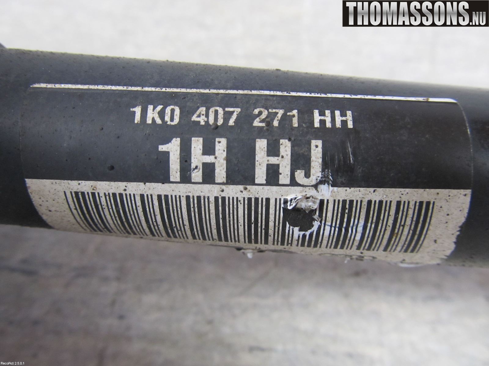 Volkswagen VW PASSAT 05-11 Drivaksel Foran Kompl Venstre