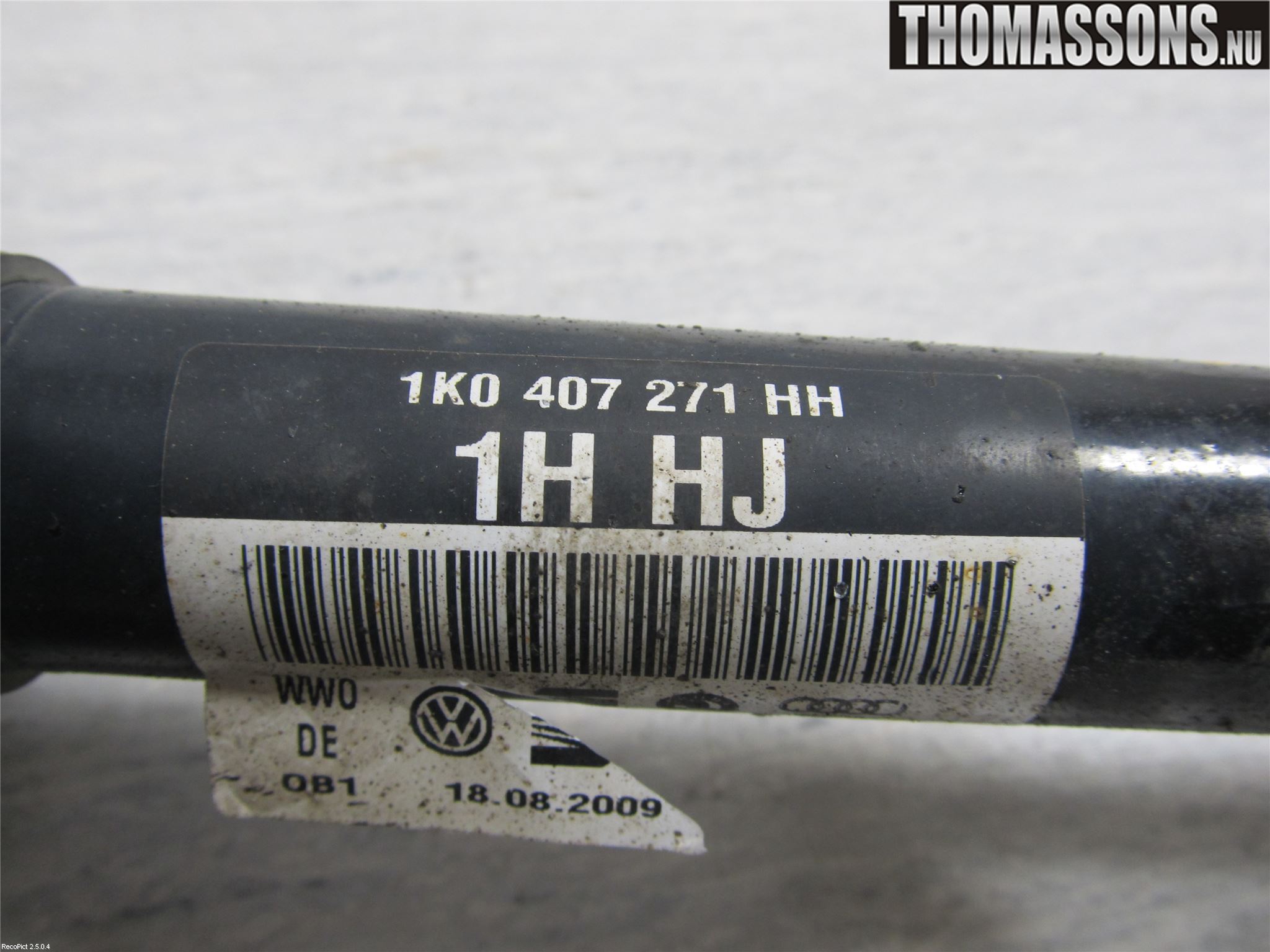 Volkswagen VW PASSAT 05-11 Drivaksel Foran Kompl Venstre