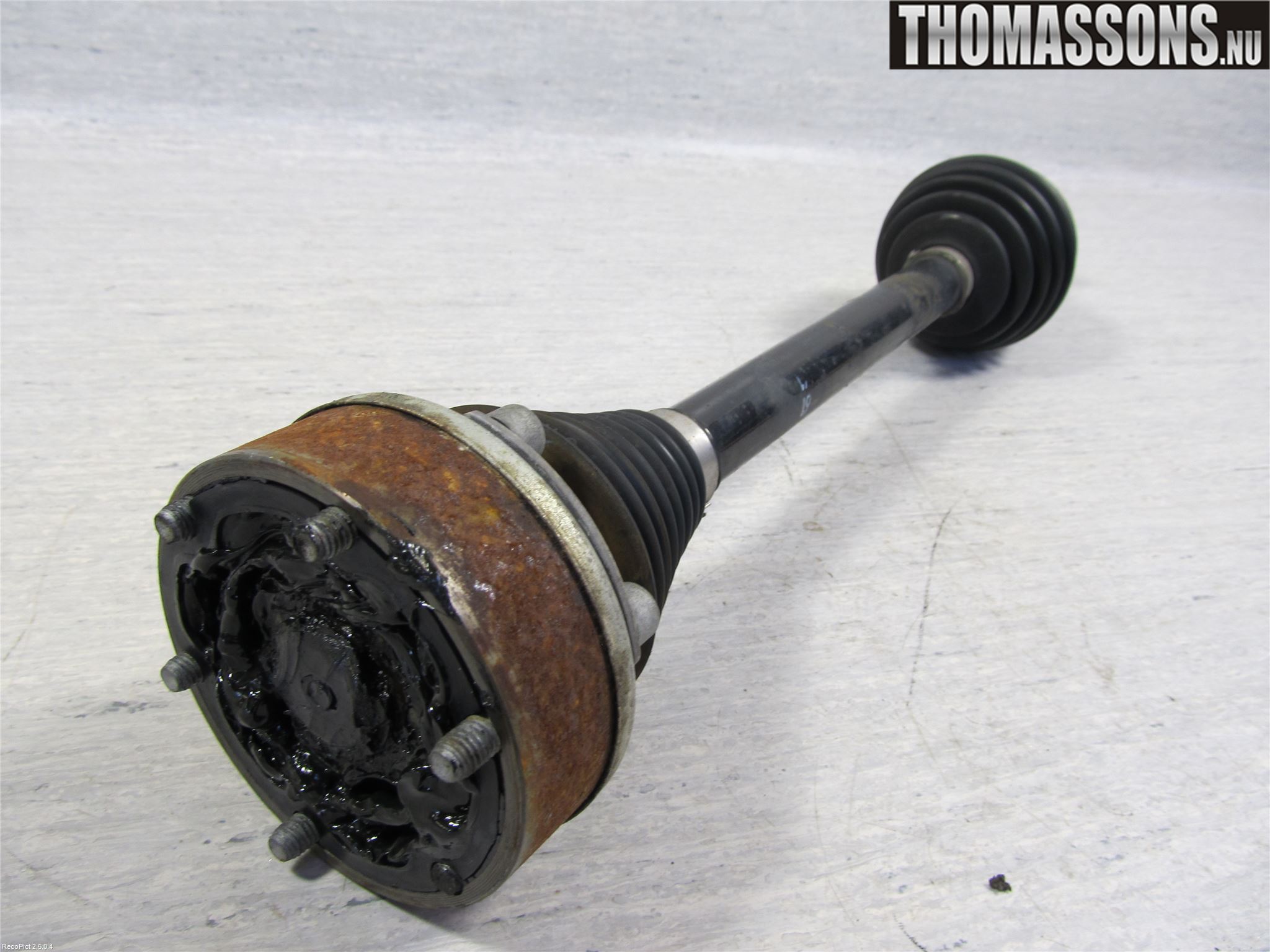 Seat LEON 06-12 Drivaksel Foran Kompl Venstre