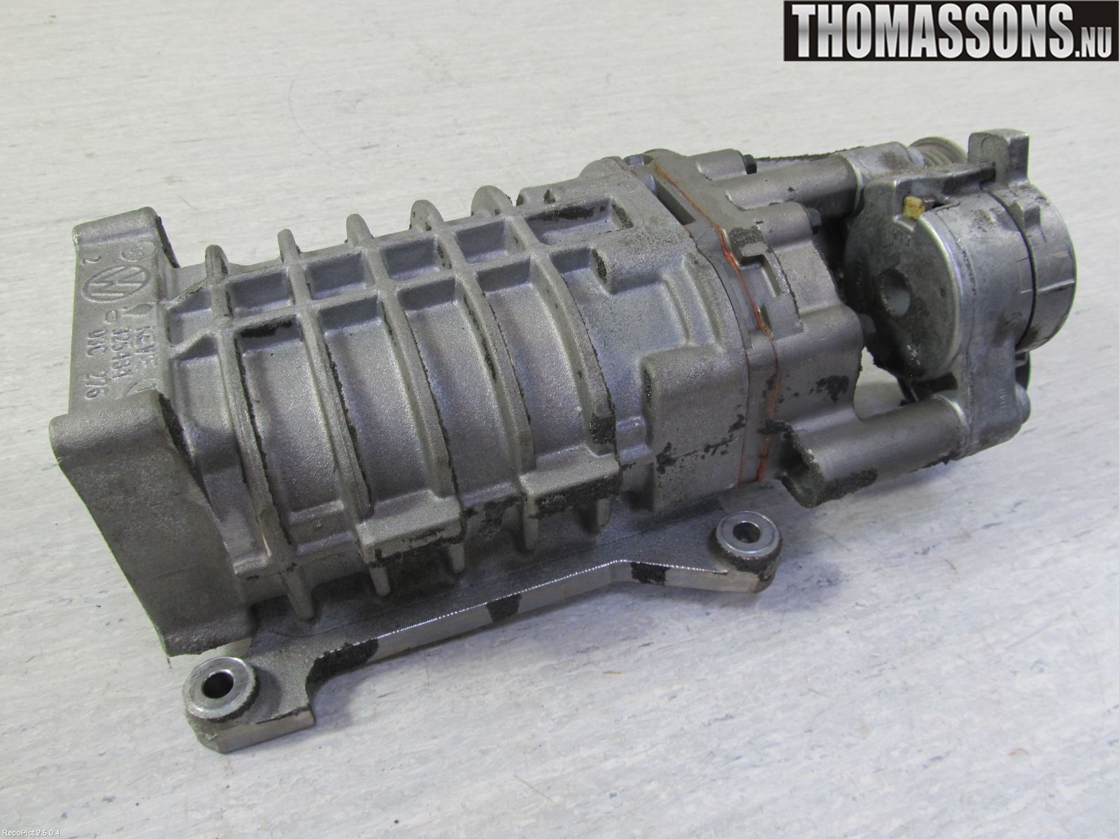 Volkswagen VW PASSAT 05-11 Kompressor Reimdrevet