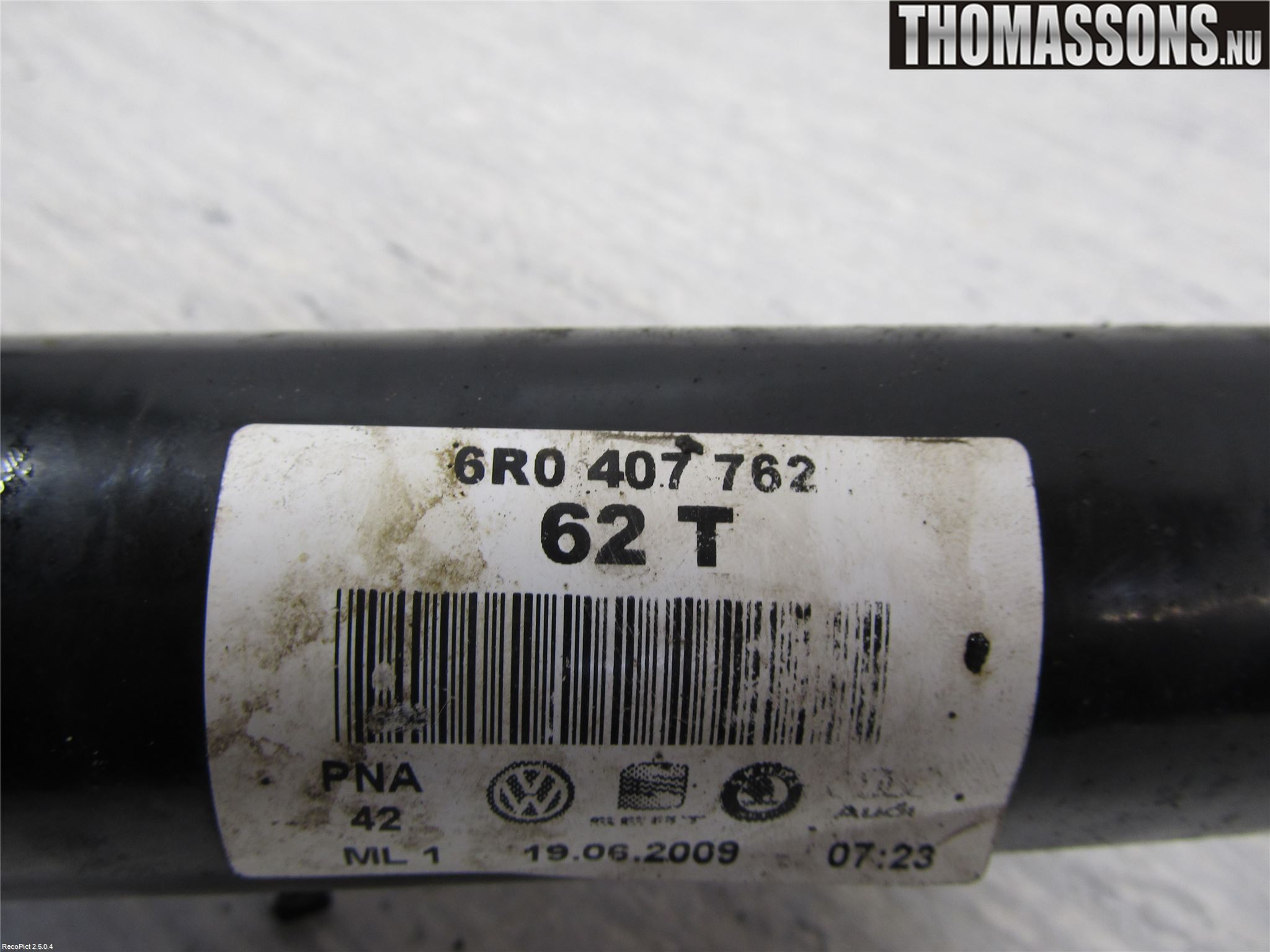 Volkswagen VW POLO 10-17 Drivaksel Foran Kompl Høyre