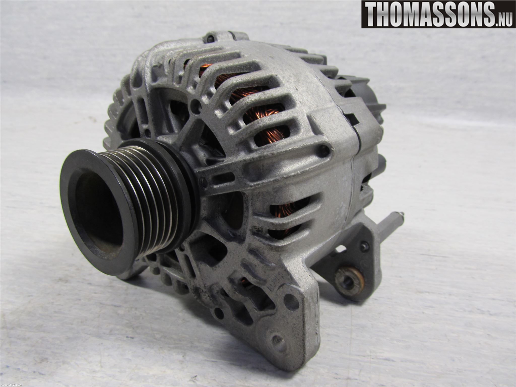 Volkswagen VW POLO 10-17 Dynamo