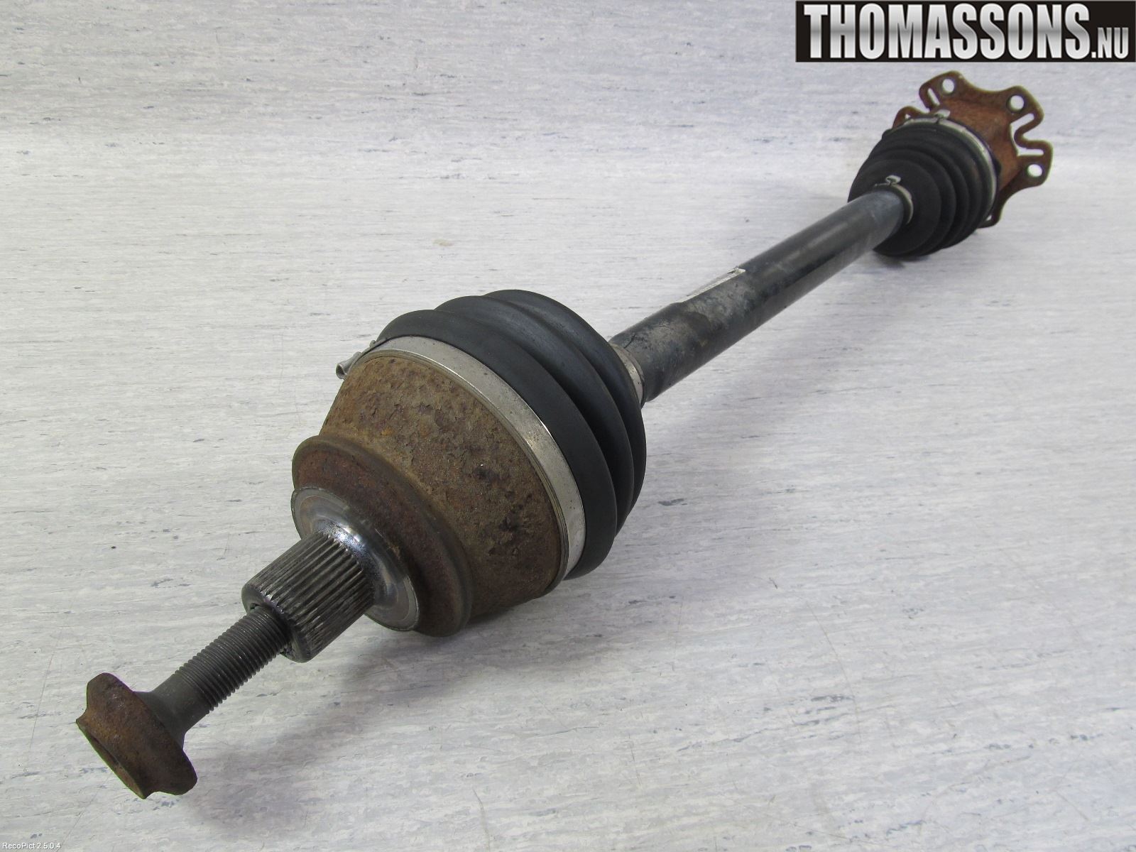 Audi A6/S6     05-11 Drivaksel Foran Kompl Venstre