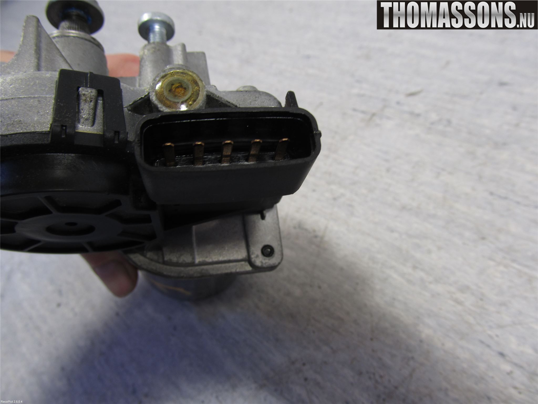 Kia PICANTO    04-11 Viskermotor Frontrute