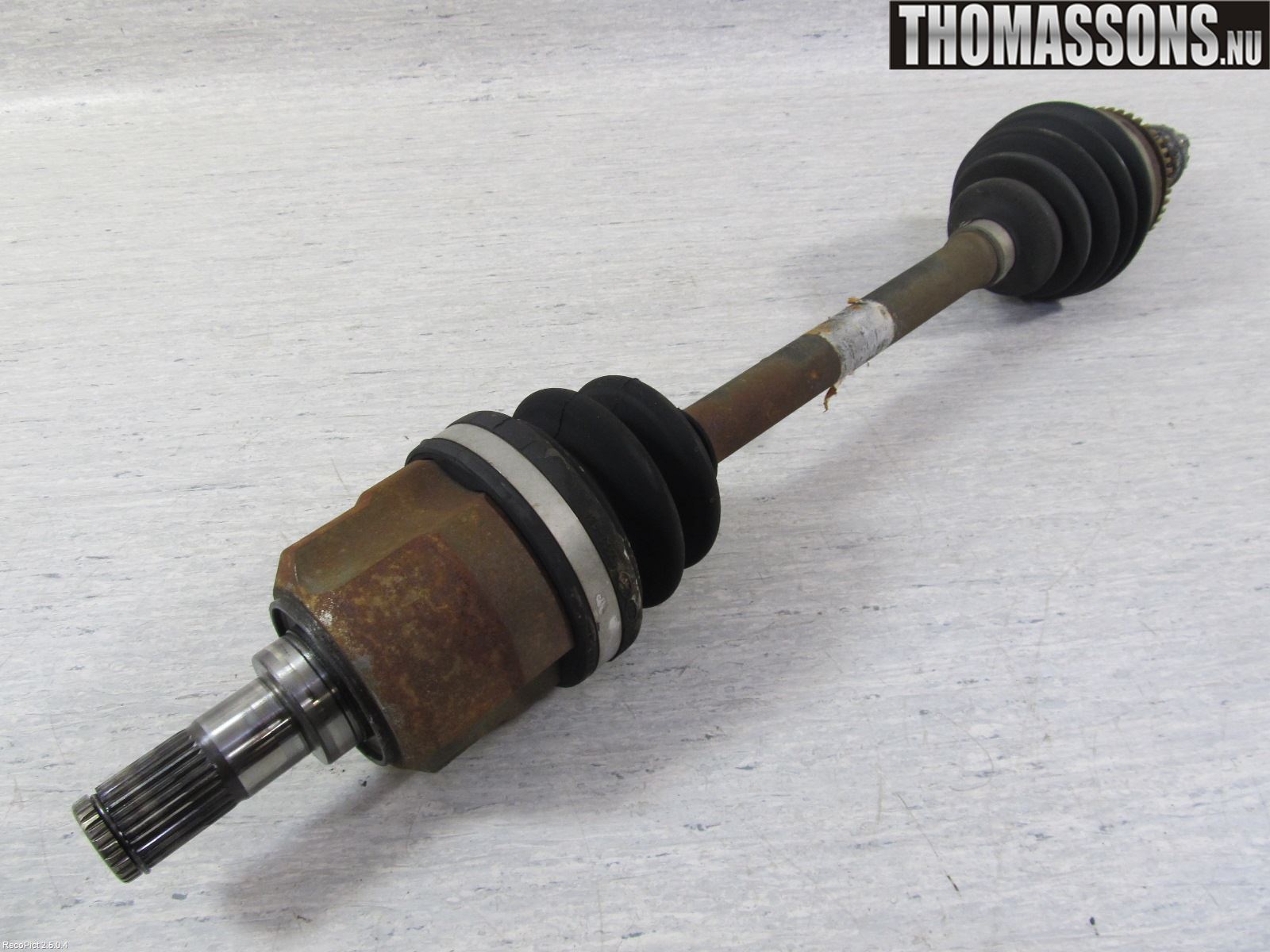 Hyundai i30 FD 07-12 Drivaksel Foran Kompl Venstre