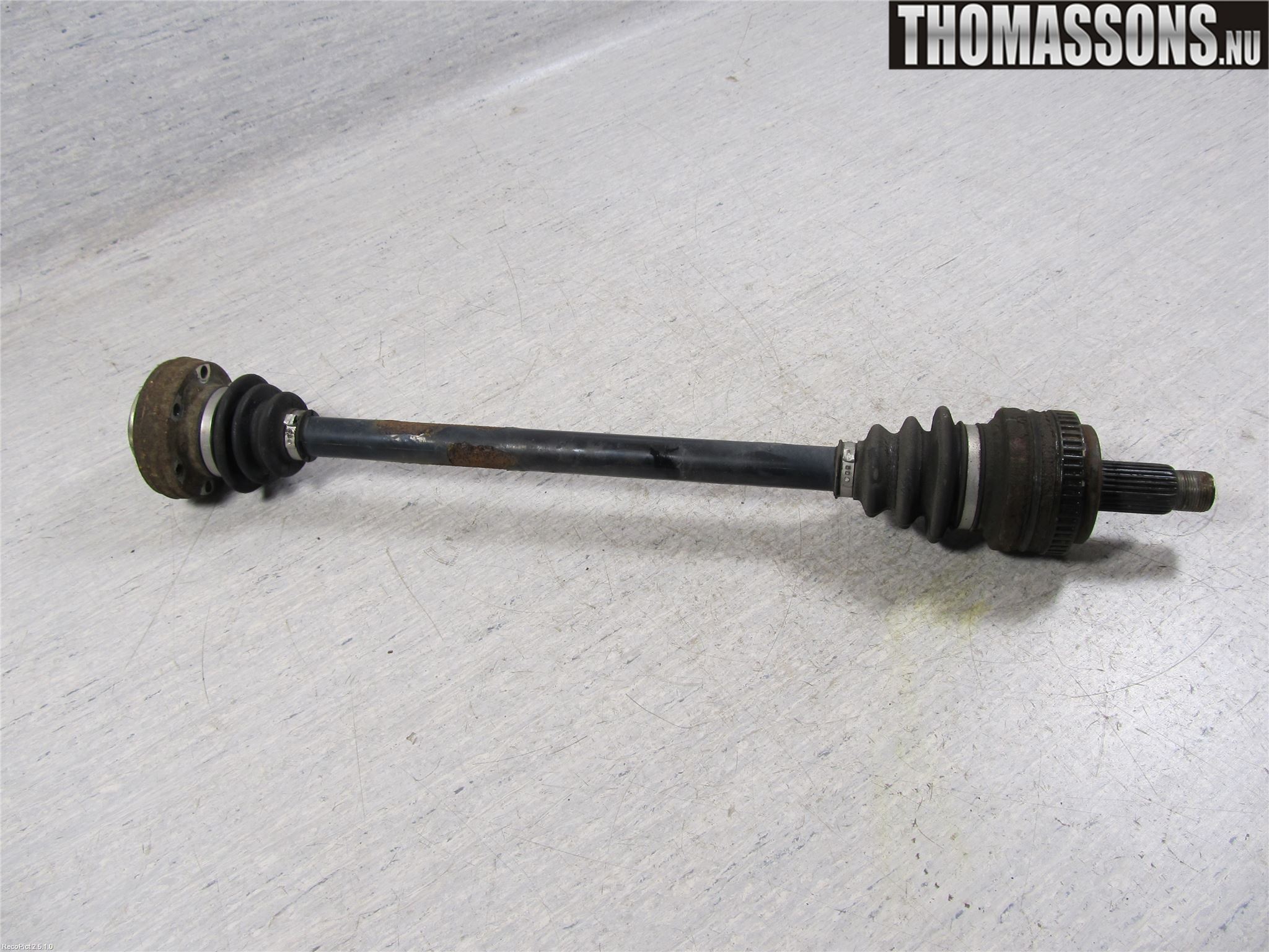 BMW 1 E87/81 5D/3D 03-11 Drivaksel Bak Kompl Høyre