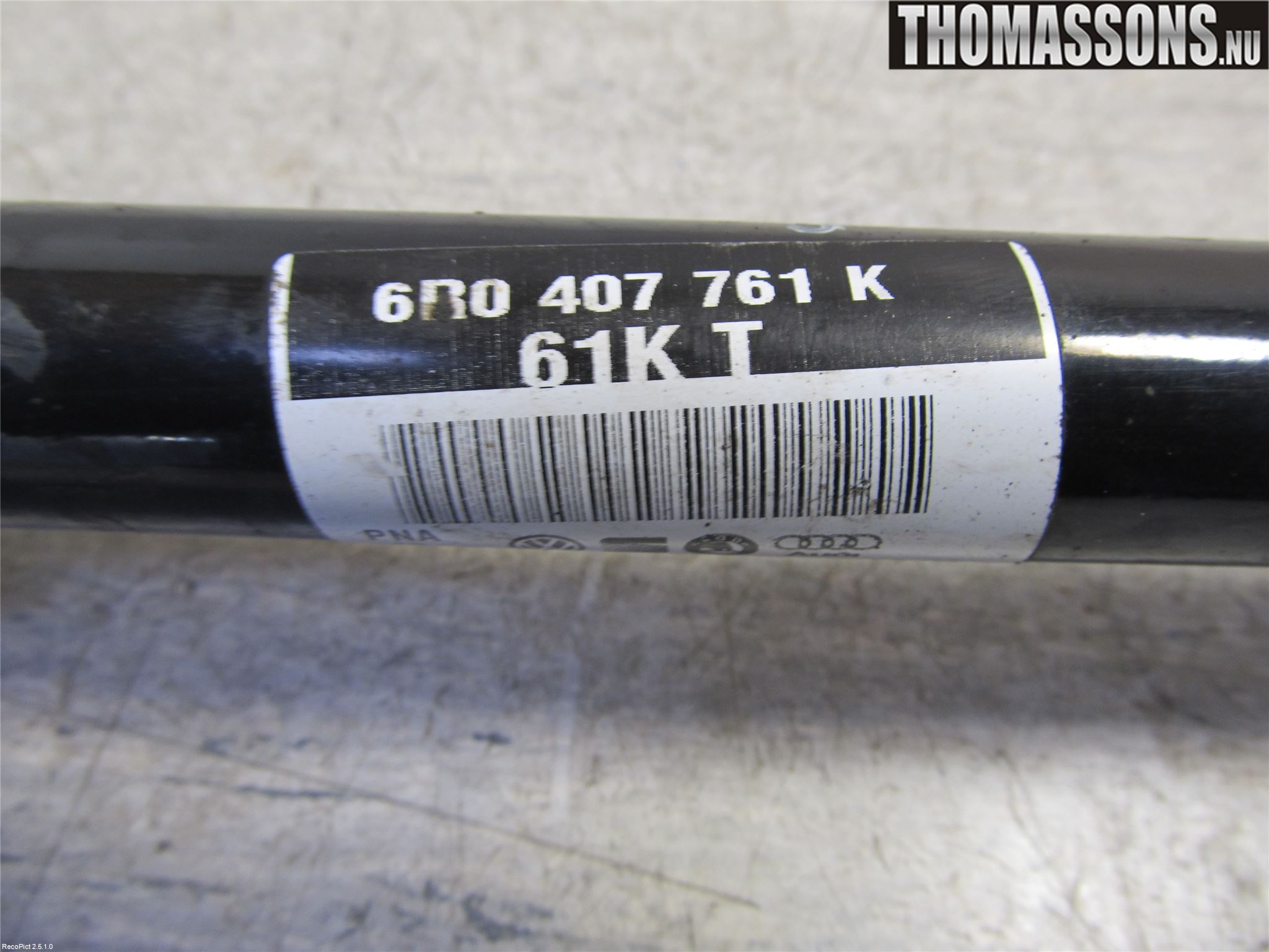 Volkswagen VW POLO 10-17 Drivaksel Foran Kompl Venstre