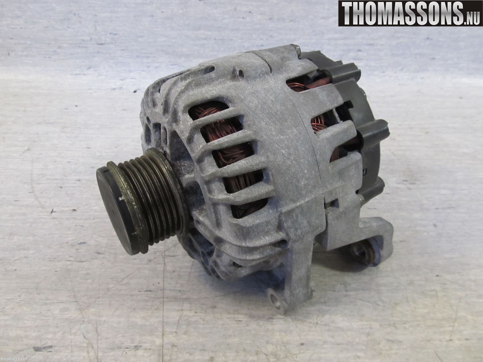 Opel ASTRA J 10-15 Dynamo