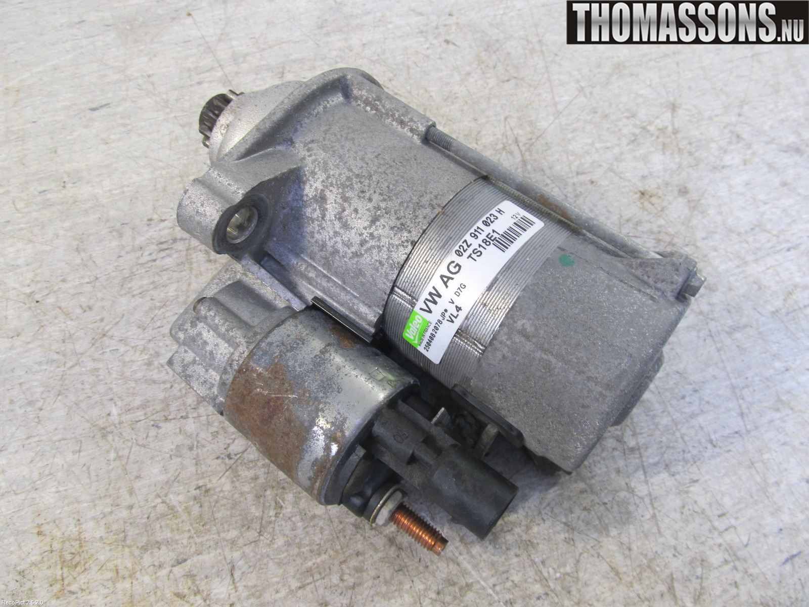 Volkswagen VW CADDY      04-10 Startmotor