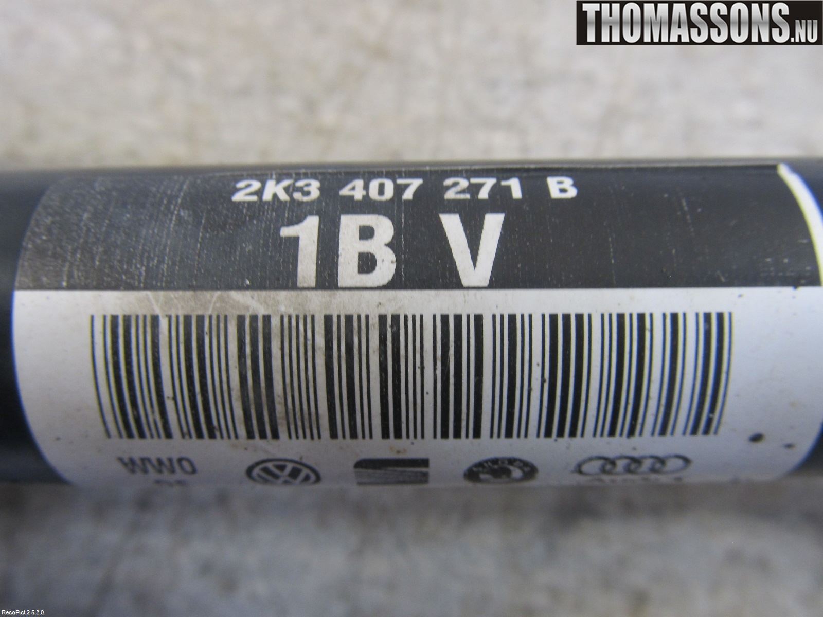 Volkswagen VW CADDY      04-10 Drivaksel Foran Kompl Venstre