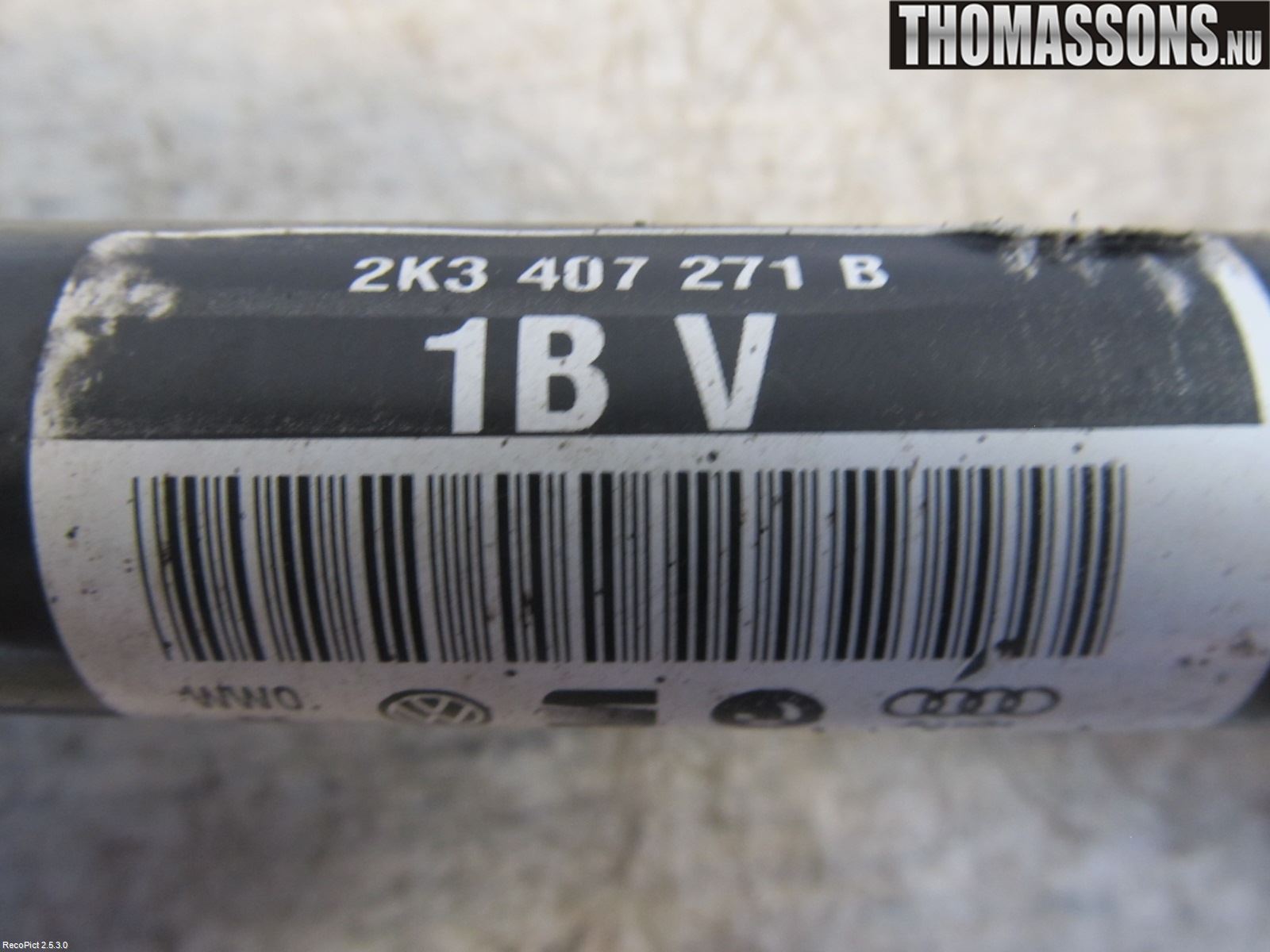 Volkswagen VW CADDY      04-10 Drivaksel Foran Kompl Venstre