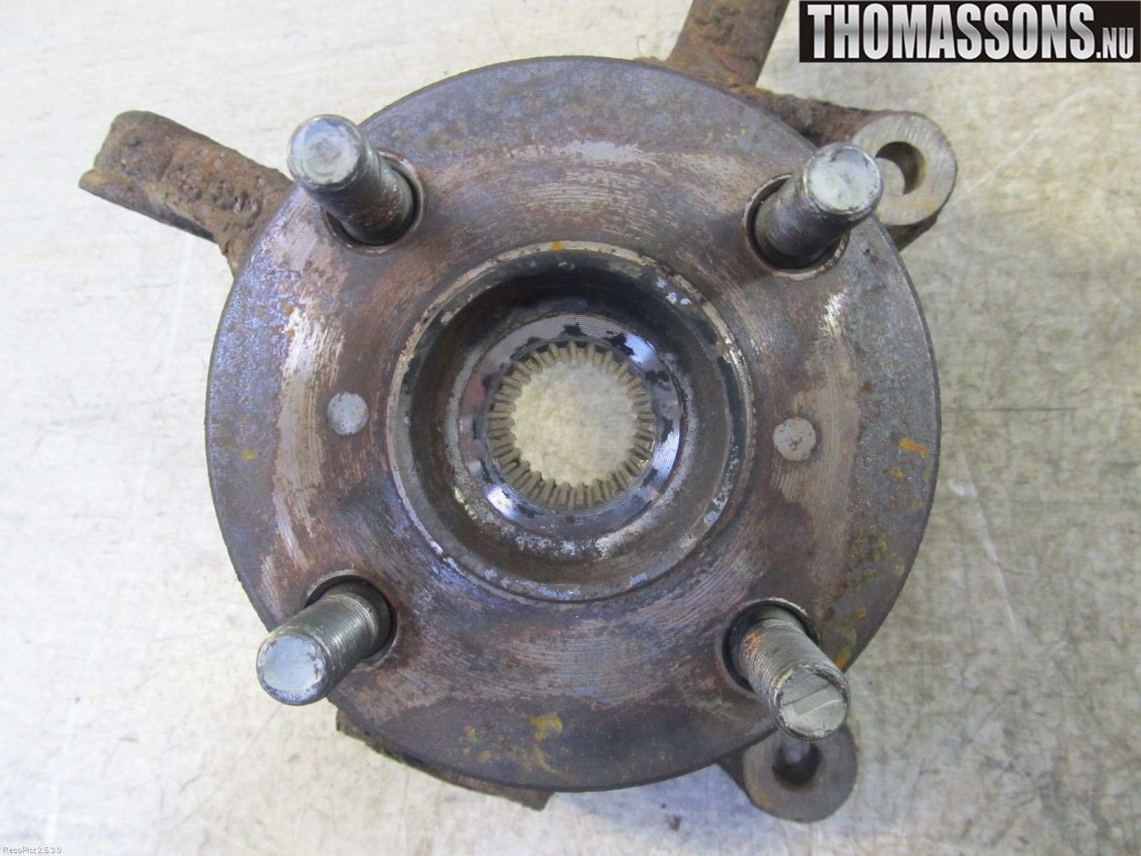 Toyota YARIS XP90 06-11 Spindel Hf