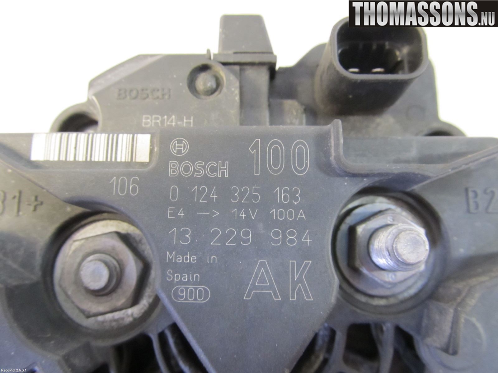 Opel ASTRA H 04-12 Dynamo
