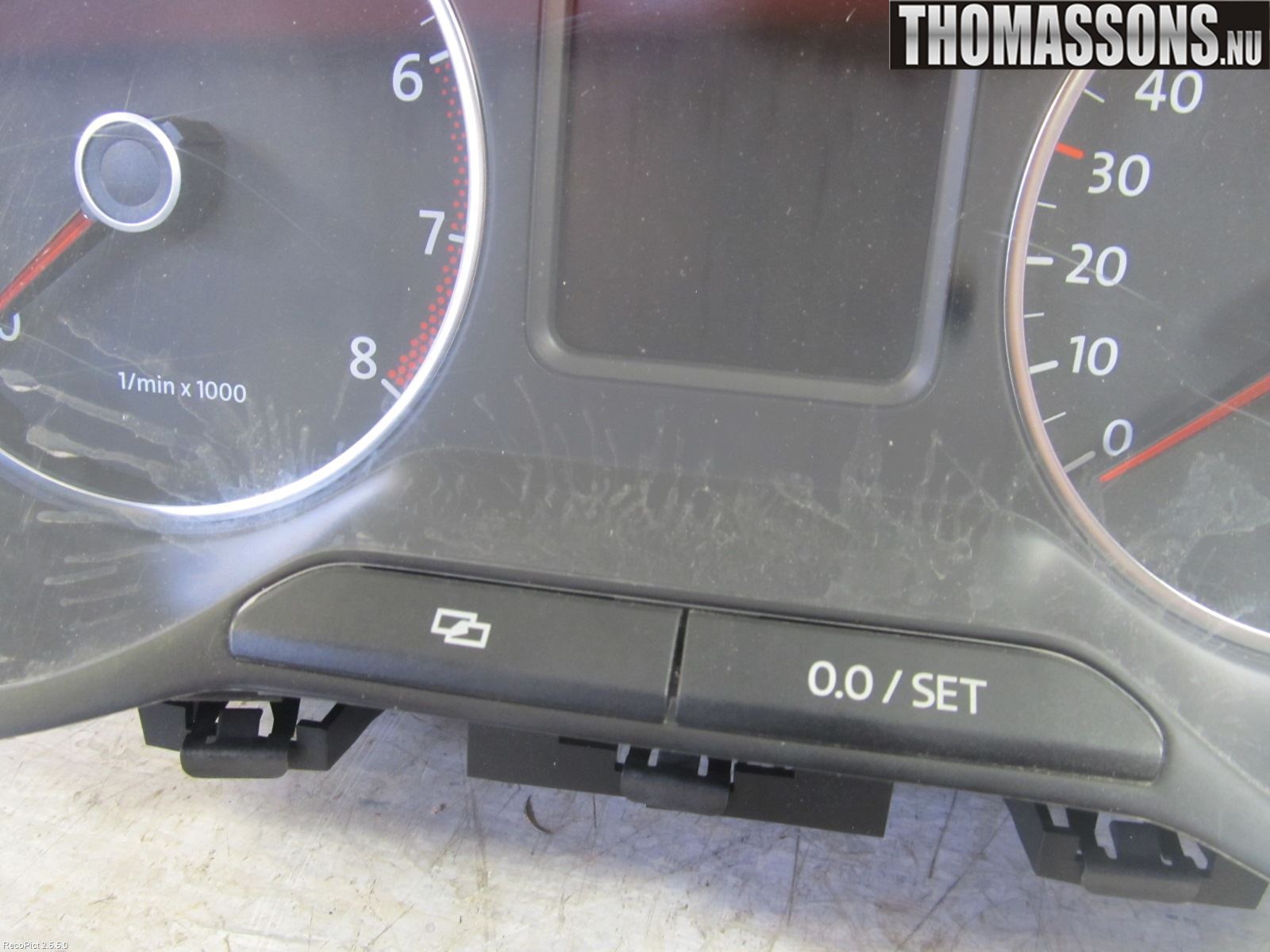 Volkswagen VW POLO 10-17 Instr Kombinert