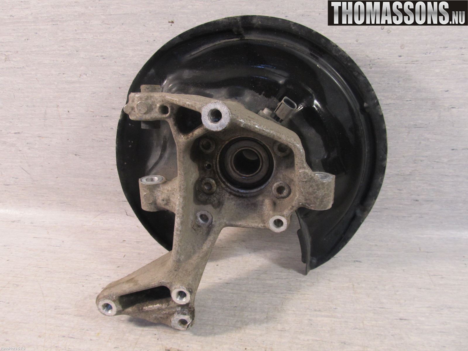 Volkswagen VW PASSAT 11-14 Spindel Vb