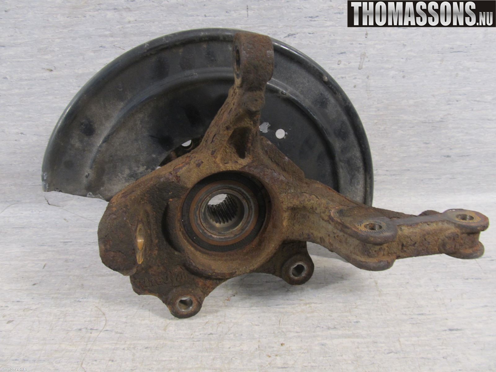 Dacia DUSTER 10-17 Spindel Vf