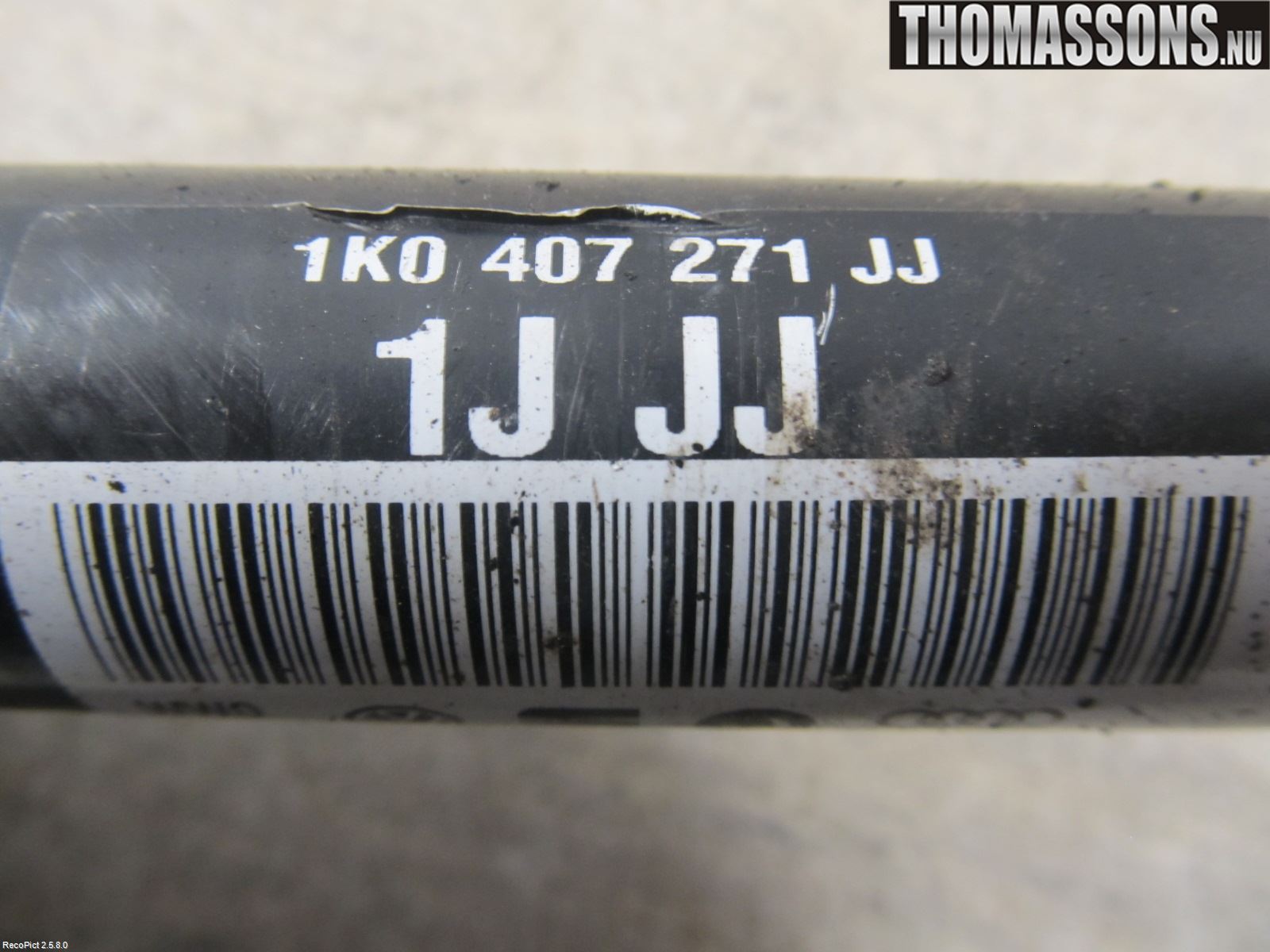 Volkswagen VW PASSAT 11-14 Drivaksel Foran Kompl Venstre