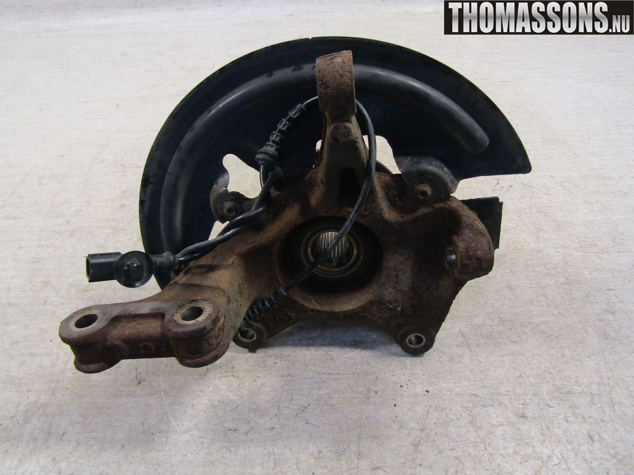 Renault MEGANE III 09-15 Spindel Hf