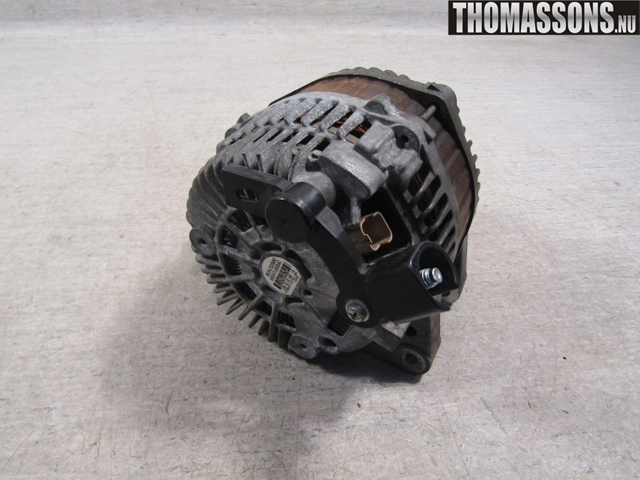 Peugeot 5008 10-16 Dynamo