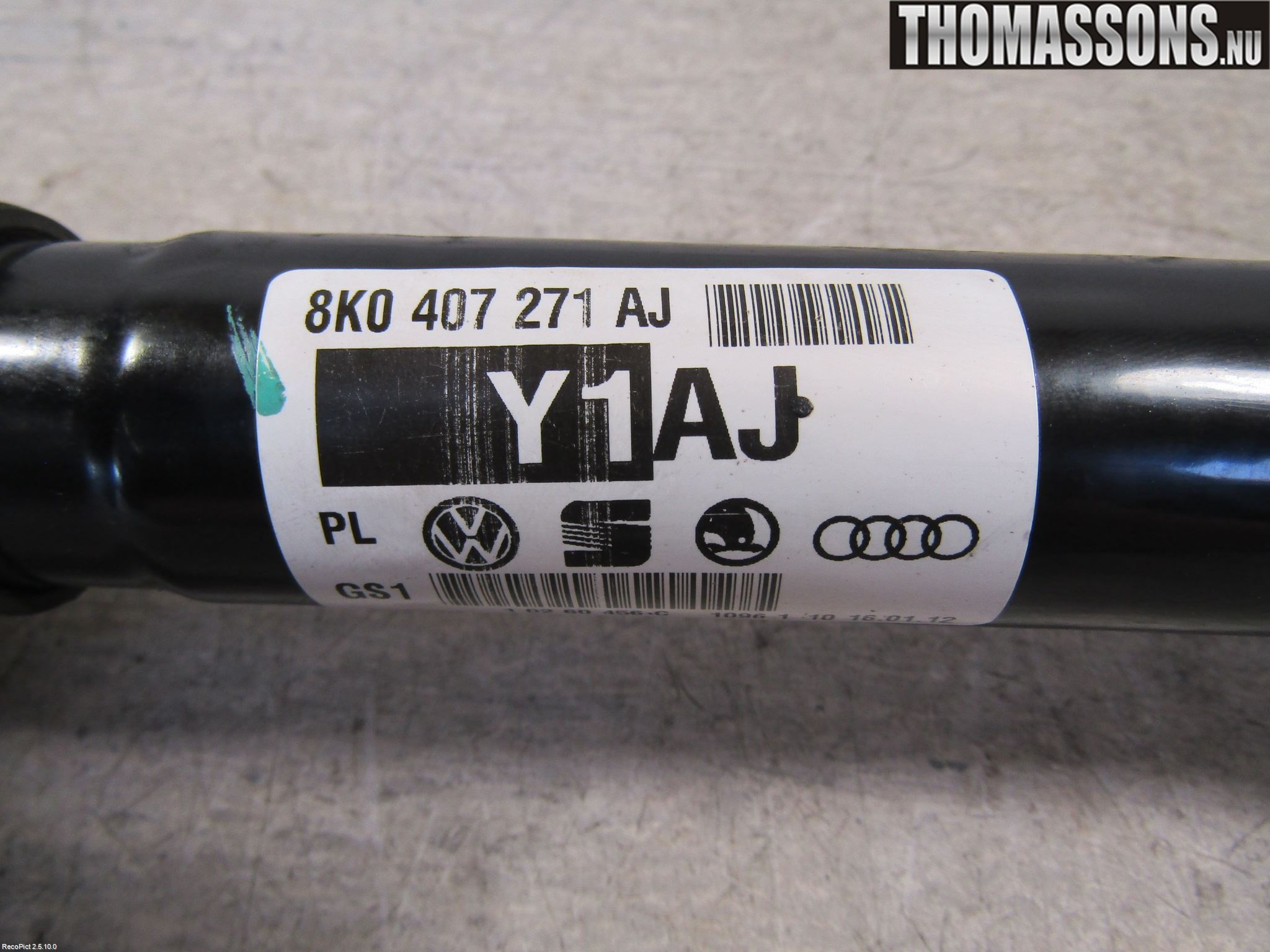 Audi A4/S4 08-11 Drivaksel Foran Kompl Høyre