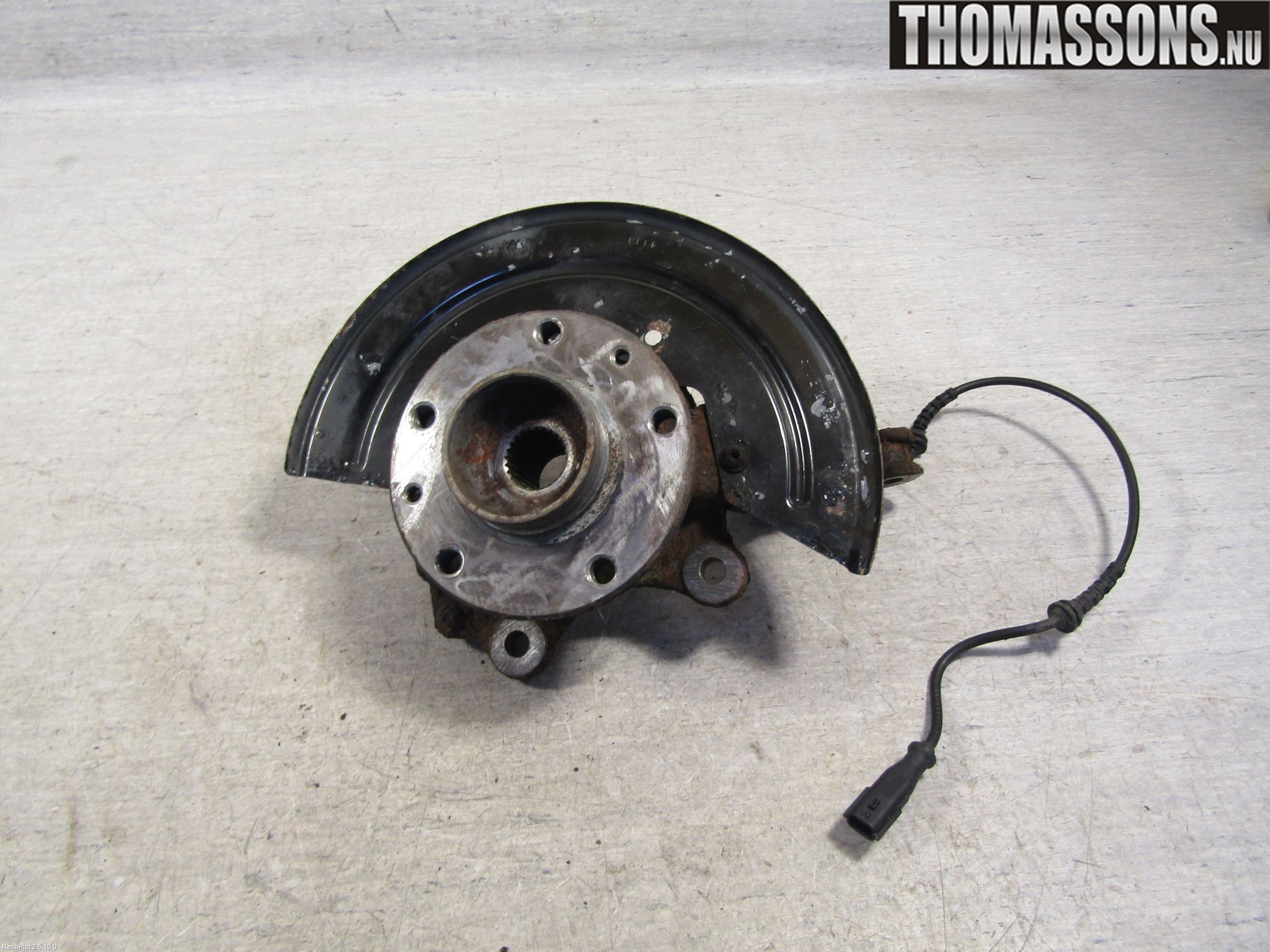 Dacia DUSTER 10-17 Spindel Hf