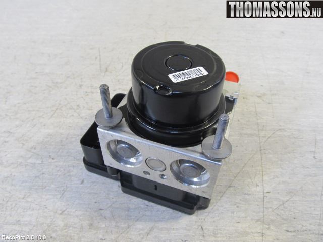 Toyota YARIS XP130 12-14 Abs Hydraulikkaggregat