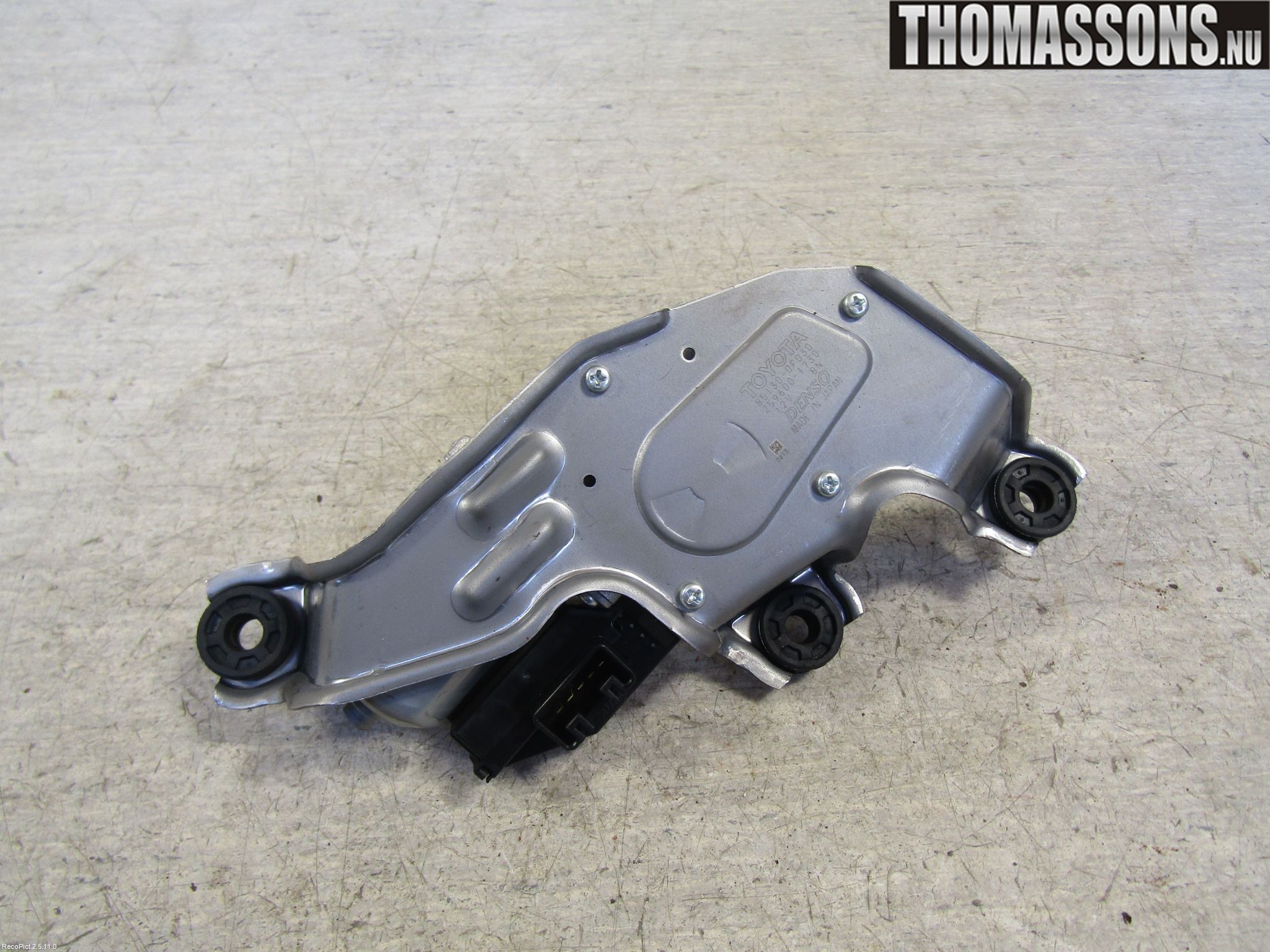 Toyota VERSO 09-18 Viskermotor Bakluke