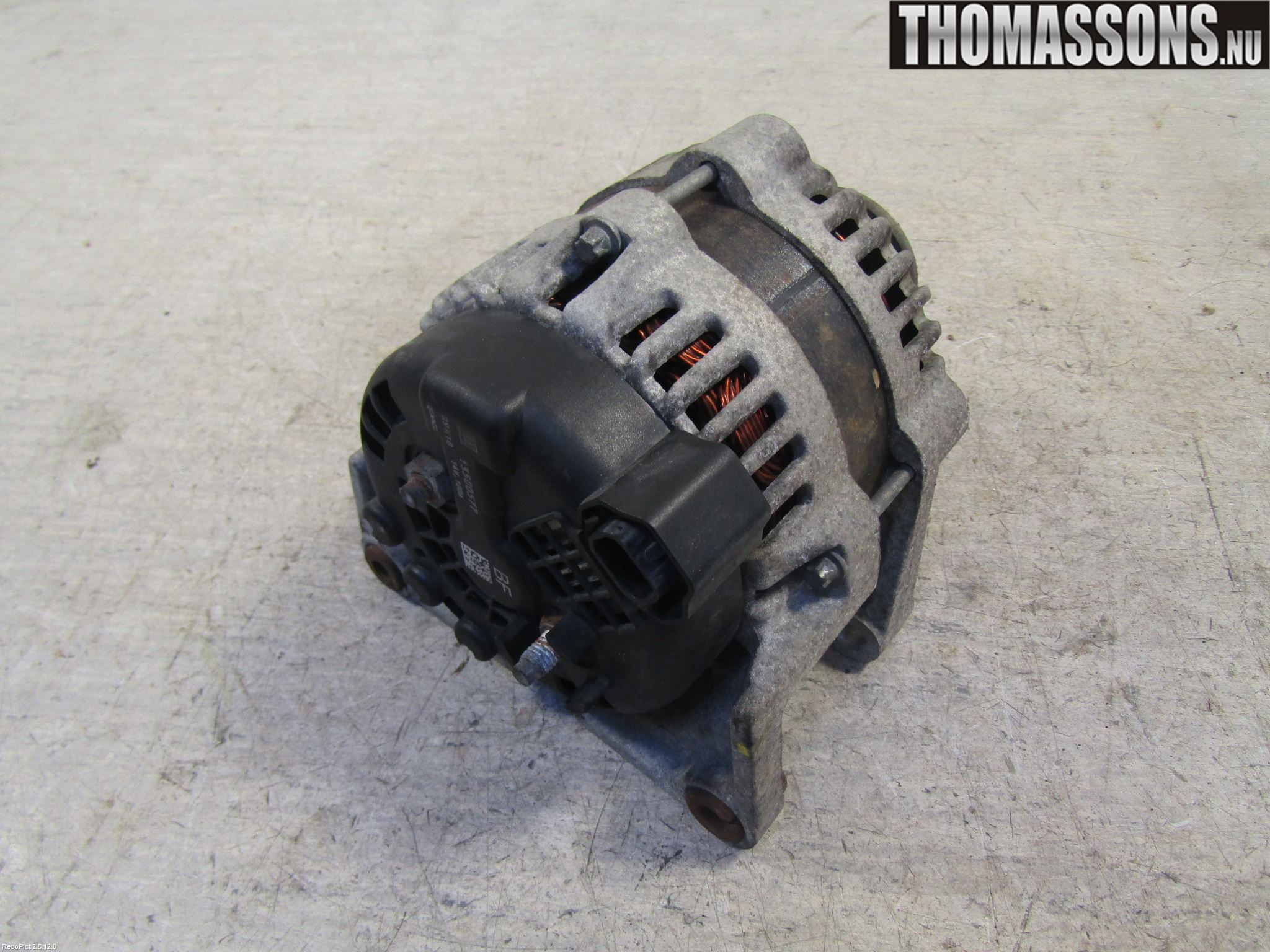 Opel INSIGNIA 09-16 Dynamo