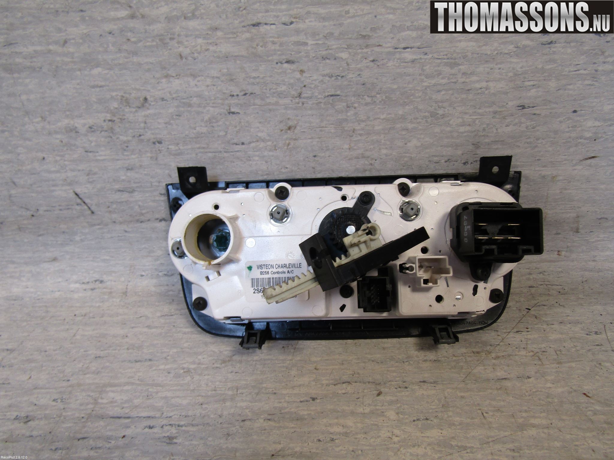 Ford FIESTA     06-08 Varme Ac Betjening-Display