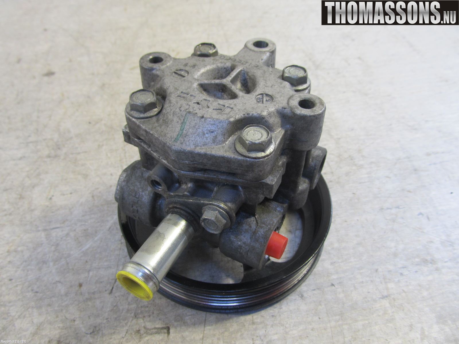 Citroen C-CROSSER Servo Pumpe