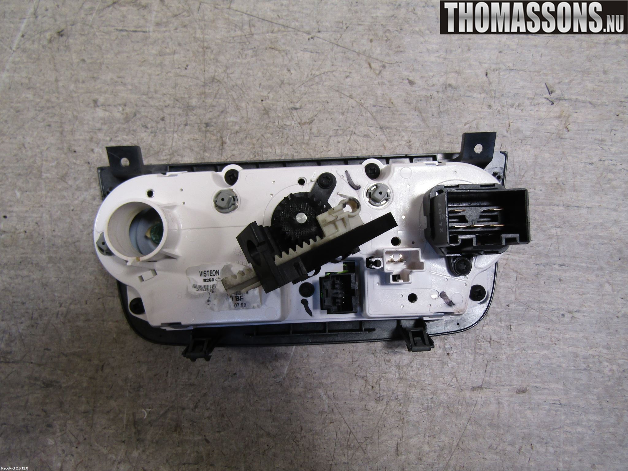 Ford FIESTA     06-08 Varme Ac Betjening-Display