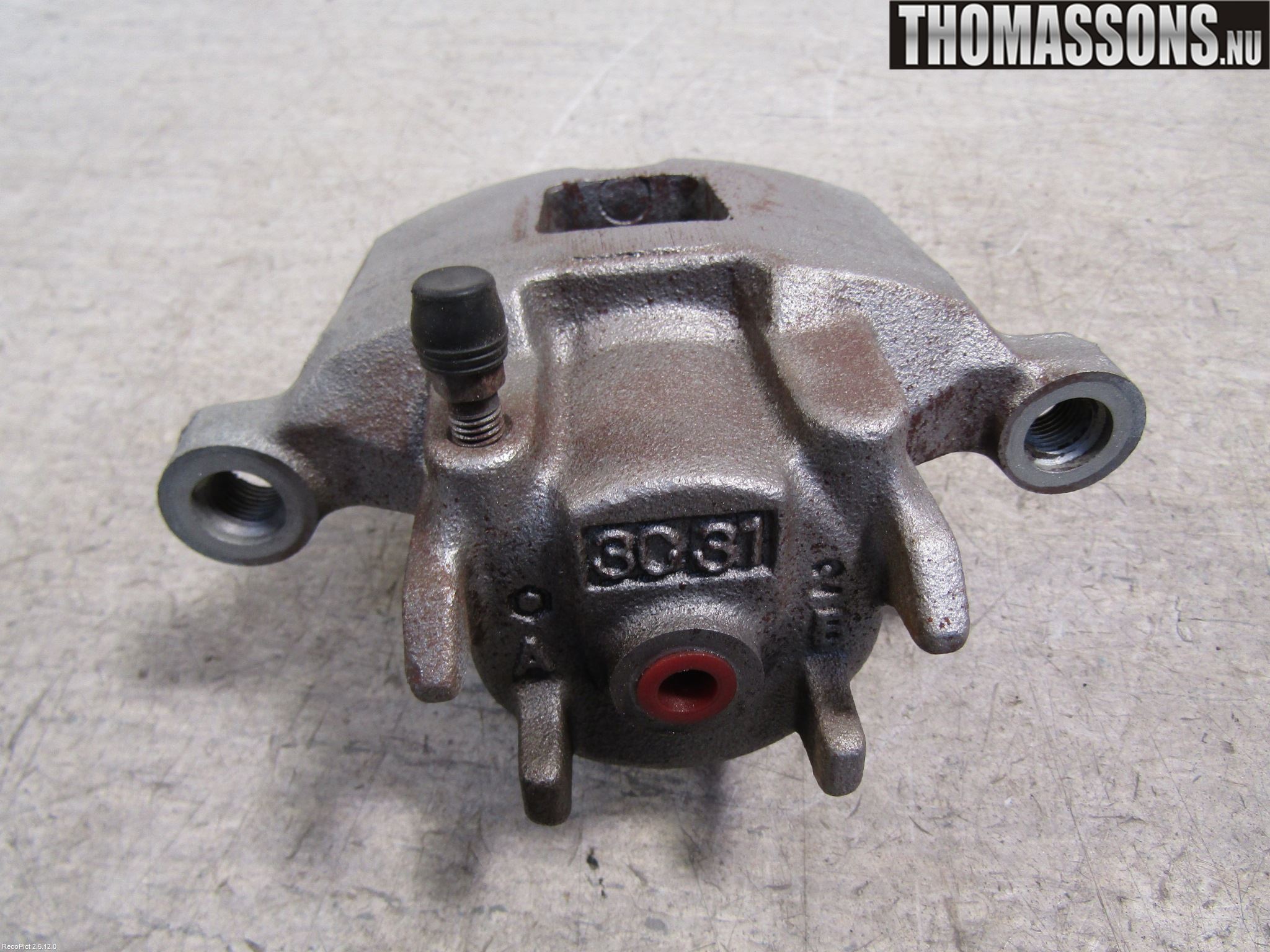 Mitsubishi SPACE STAR 13- Bremsecaliper Foran Venstre