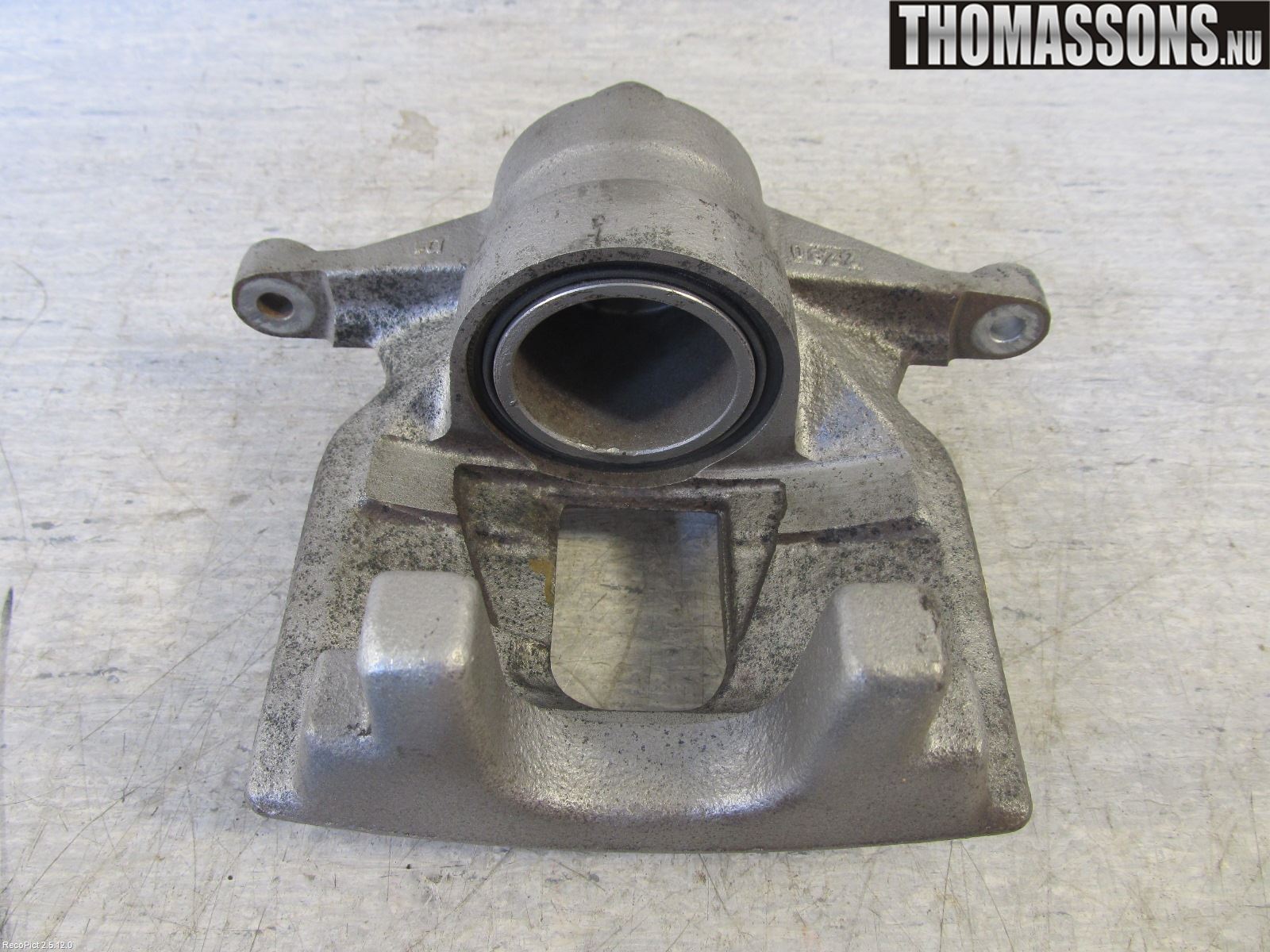 Toyota AVENSIS 09-15 Bremsecaliper Foran Høyre