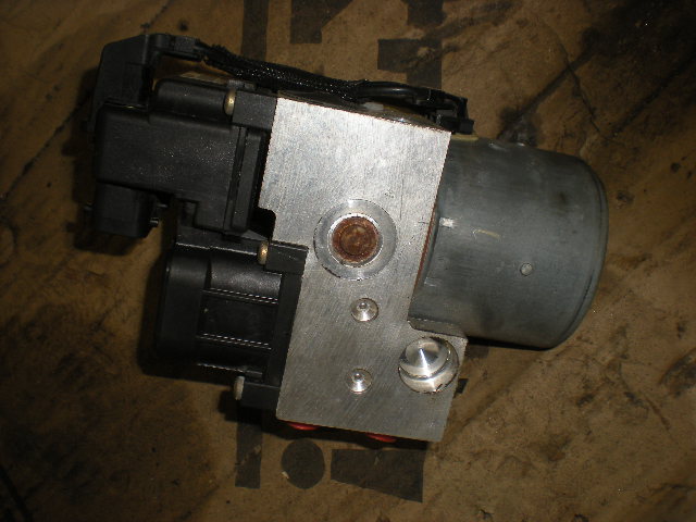 Kia SORENTO 03-09 Abs Hydraulikkaggregat