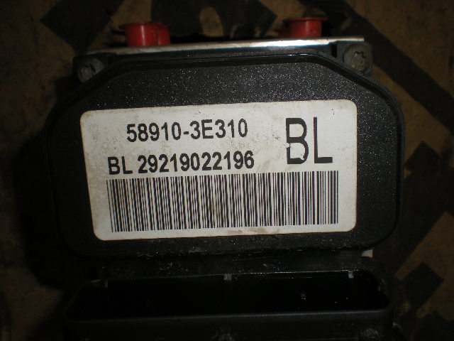 Kia SORENTO 03-09 Abs Hydraulikkaggregat