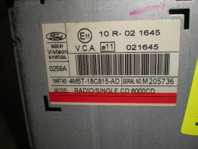 Ford FOCUS     04-07 Stereo Radio Med Cd