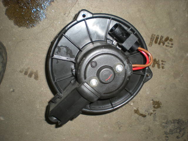 Audi A6/S6     97-05 Varmeapparat Viftemotor