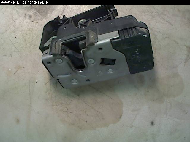Opel CORSA C    00-06 Dørlås - Låsekasse