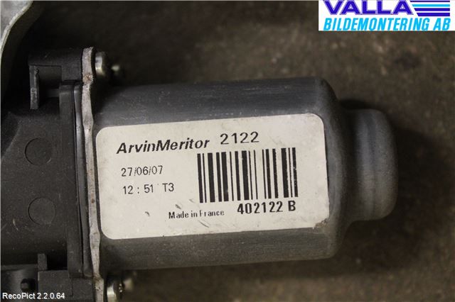 Nissan NAVARA 05-16 Vindusheis El Komp