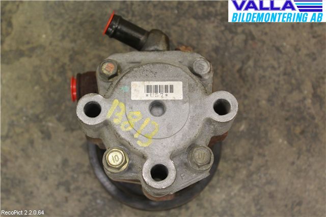Toyota CAMRY    01-06 Servo Pumpe