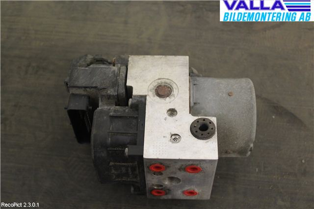 Toyota YARIS P1 03-05 Abs Hydraulikkaggregat