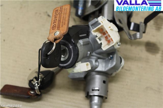 Toyota AURIS 10-12 Rattakselaggregat Justerbart