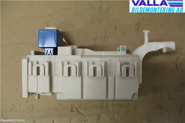Toyota YARIS XP90 06-11 Sikringsboks - Elsentral