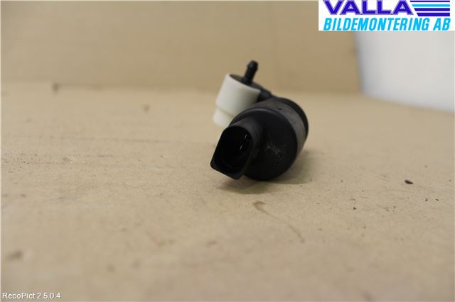 Mitsubishi COLT 09-13 Spylerpumpe Frontrute