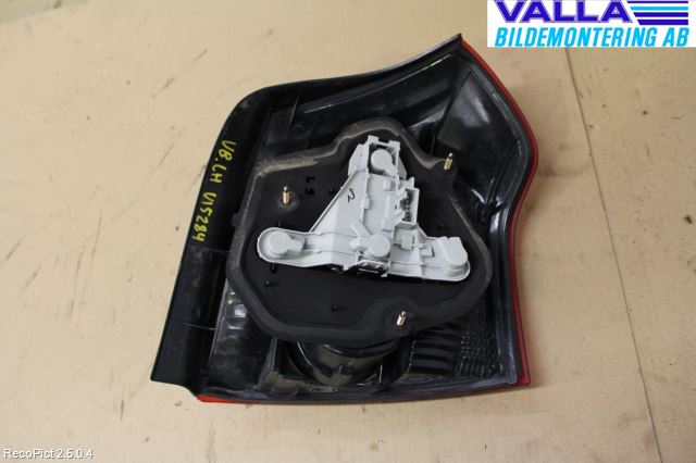 Toyota COROLLA 02-07 Baklykt Venstre