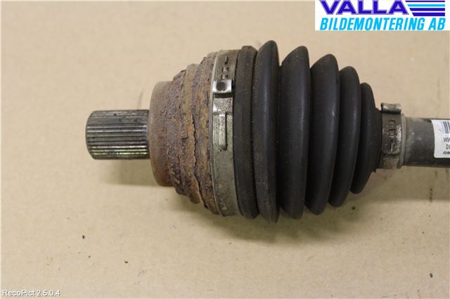 Volkswagen VW GOLF V 04-09 Drivaksel Foran Kompl Venstre