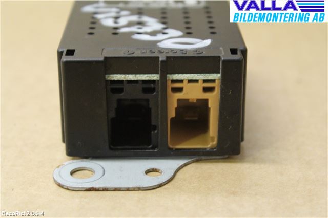 Volkswagen VW GOLF V 04-09 Stereo Antenneforsterker