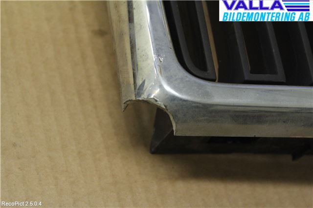 Volvo 240 88-93 Grill Komplett