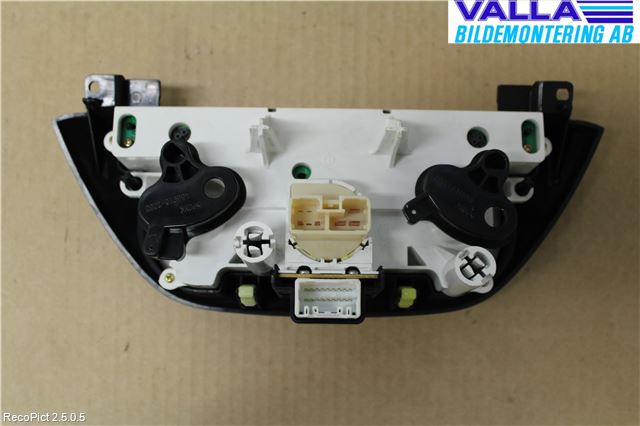 Toyota RAV 4 00-06 Varme Ac Betjening-Display