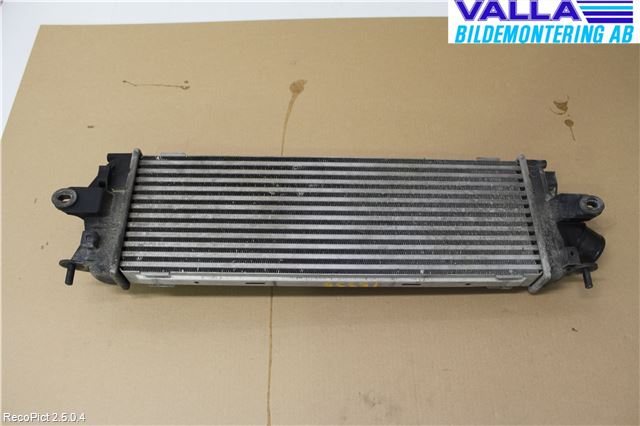 Opel VIVARO 01-14 Intercooler Radiator